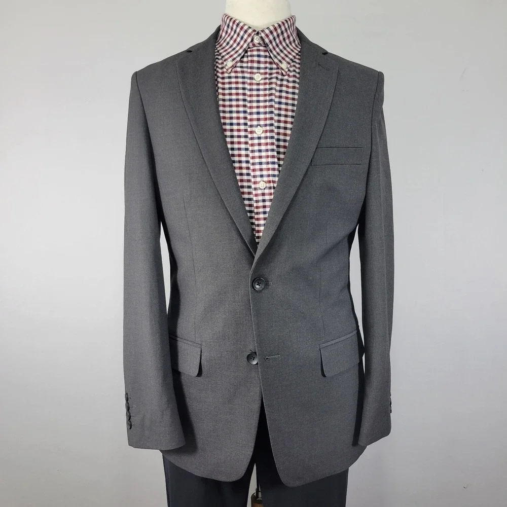Haggar‎ Men's Sport Coat Blazer Two Button Gray Polyester Blend Size 40L